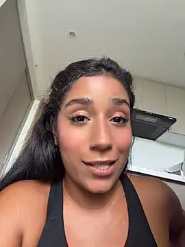 SaryJonex webcam