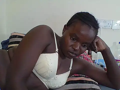 PrettyEve live cam on StripChat