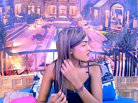 IndianPretty14u2Luv live cam on StripChat