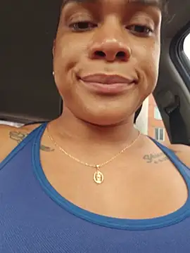 KarinRoss live cam on StripChat