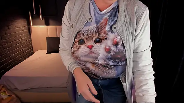LindaPassionate live cam preview