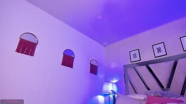 mia-rouses webcam