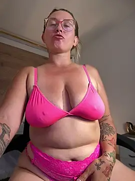 halaaa_1 live cam preview