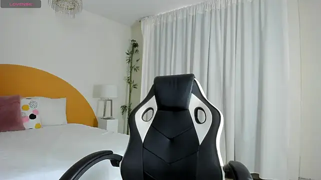 _Emmaa_Queen_ live cam preview
