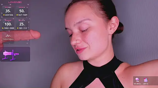 bitchpeace_ live cam on StripChat