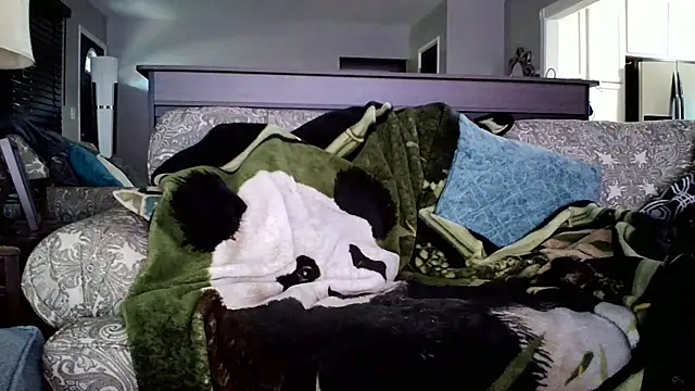 OmarLuvins live sex cam