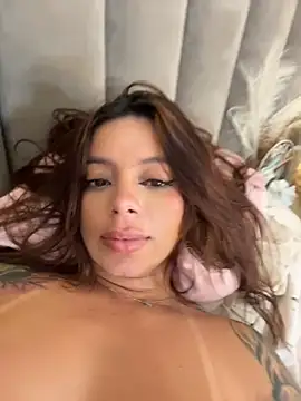 cami_saen live cam preview