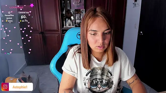 AmberWolf_