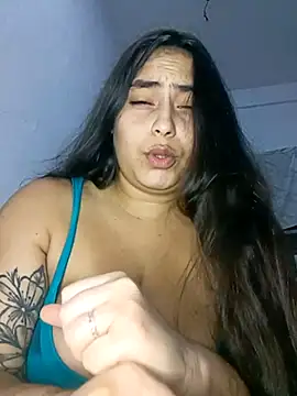 xandra252 live cam on StripChat