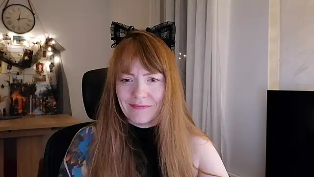 Aurora_Velvett_