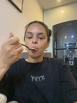 Kataliina live sex cam