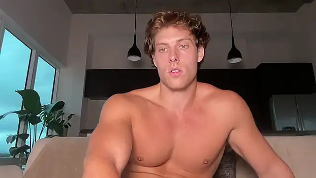 alex_islivee (M young) - show appreciation