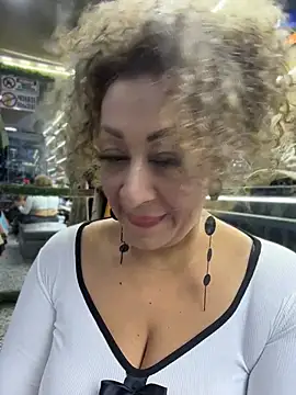 Katti_Barrera live cam preview
