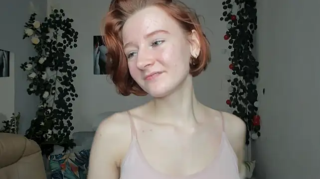LallyLally_ live cam preview