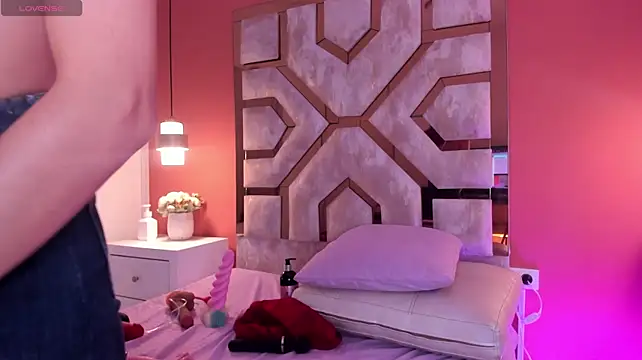 Justmia69 live cam preview