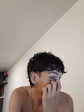 H3ll_B0Y_ live cam on StripChat