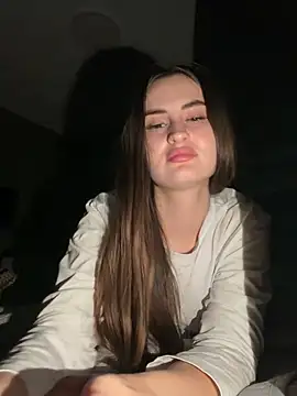 Lizzie_Castillo