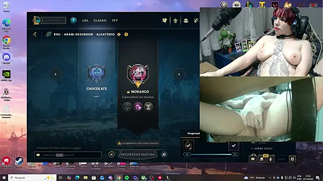 MorangoCChoc live cam preview
