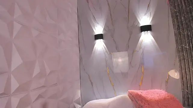 Letty_rossi live cam preview