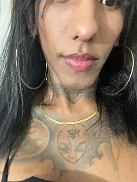 Taty_BigCock_Ts