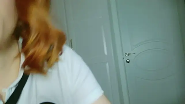 Mikka_Blush live cam on StripChat