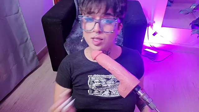 Rebeka-baker webcam