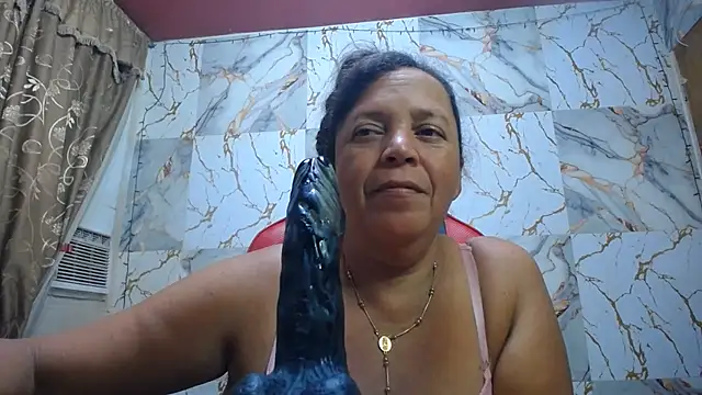 alina_maturehot