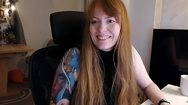 Aurora_Velvett_