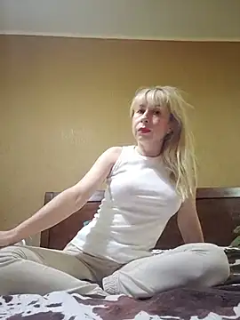 Show in live webcam con SelinaLovqx - Giocattoli Lovense interattivi disponibili