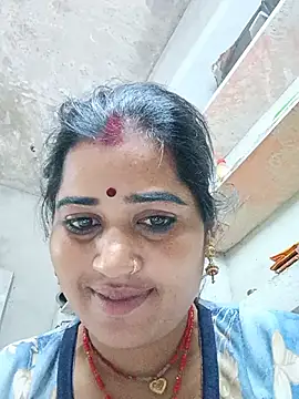 Hot_kamla