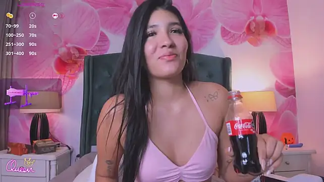 ninaavelvett live sex cam