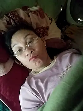Alisa_x9x webcam