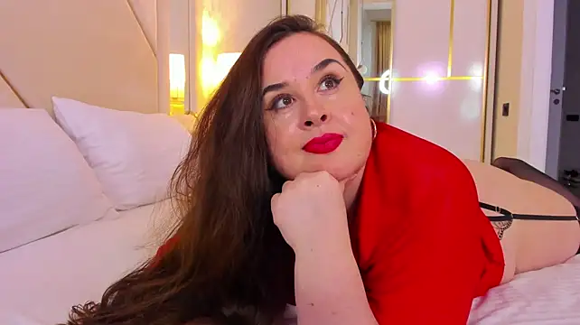 Mommylongnipples live cam on StripChat