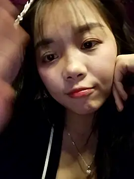 Baa-bee22 live cam on StripChat