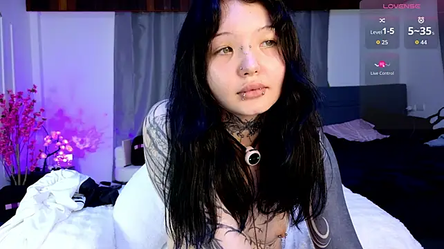 Lein_Bone Momentaufnahme des Live-Raums auf Stripchat