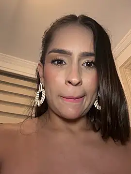 Mau_White