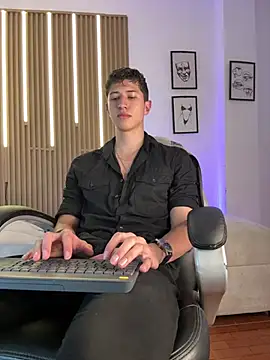 Dorianmistery2322_ live sex cam