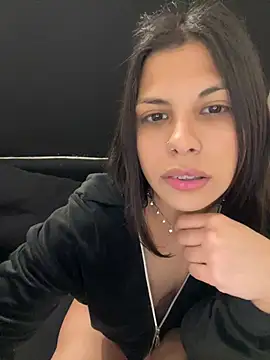 Vickymoons live cam preview