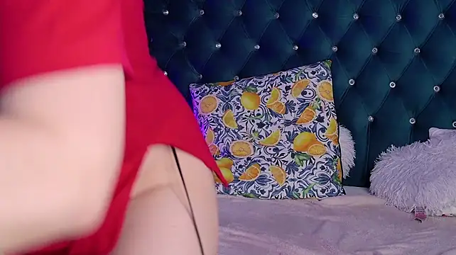 GoldenGoddess44 live cam preview