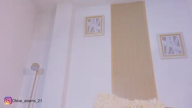 Chloe_adams_1