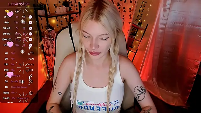 AnyaTaylor_