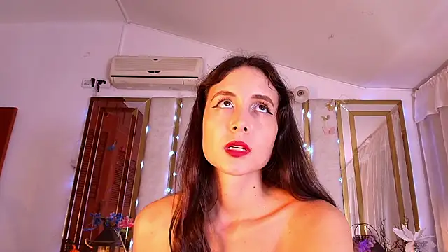 Ameliarousse on Stripchat