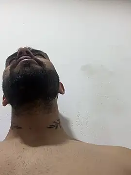 Andressch07 live sex cam