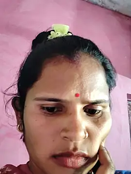 Srishti_sharma live cam on StripChat