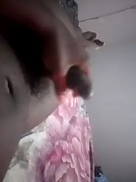 XTRIAL_67 live cam on StripChat