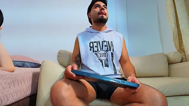 DaveandLuna live cam preview