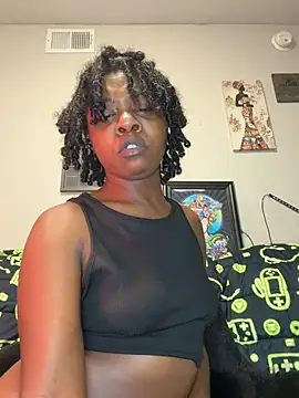 Ebony_Queeenx