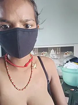 Sexy---priya live cam preview