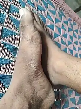 BigFeet96