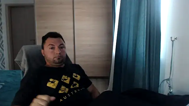 HankMalone live cam on StripChat